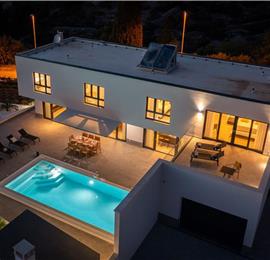 4 Bedroom Villa with Pool near Milna, Brac Island Sleeps 8 